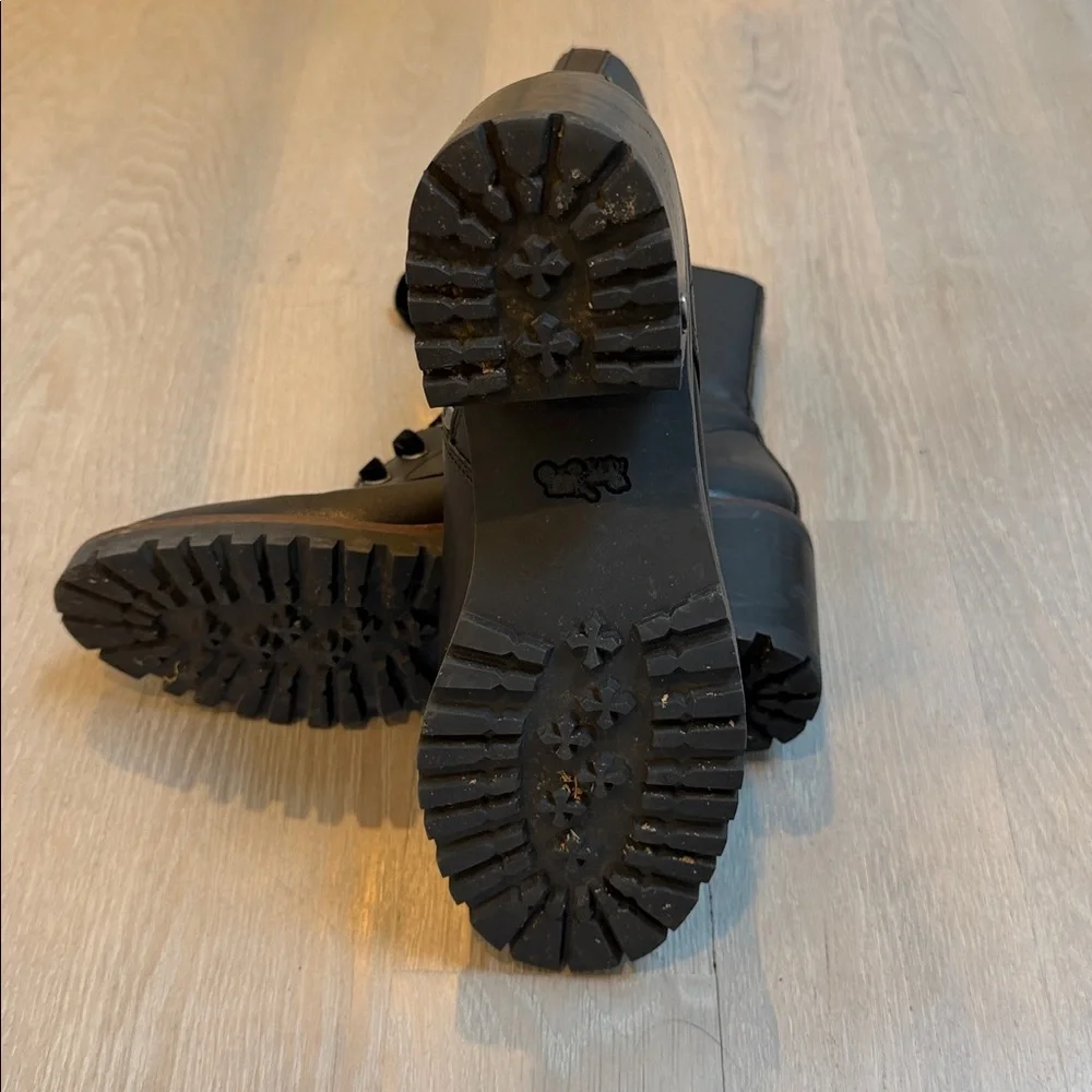 Coach Black Lace-Up Leather Boots GUC , sz 8.5 - Picture 4 of 11